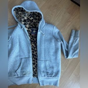 Vintage Y2K cheetah print sweater